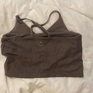 Beyond yoga tank with build in bra